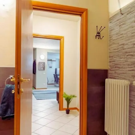 & Mountain Comfortable Апартаменты Лекко