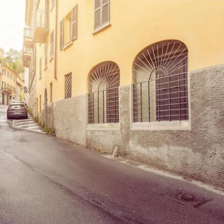 & Mountain Comfortable * Лекко