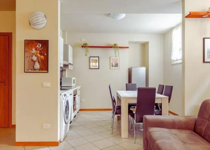 Lägenhet & Mountain Comfortable Lecco