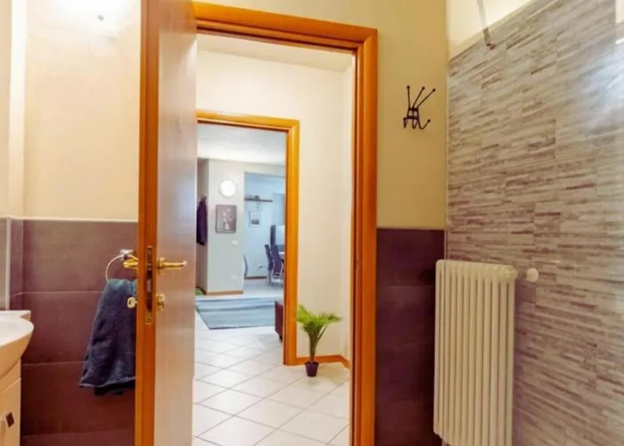 & Mountain Comfortable Апартаменты Лекко