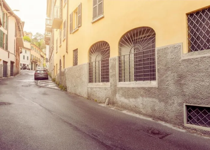 & Mountain Comfortable * Лекко